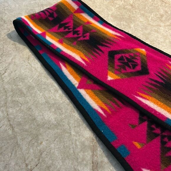 Southwest Pendleton/Like  Blanket Hot Pink Scarf - Picture 4 of 4